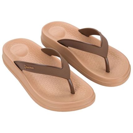Chinelo Feminino Ipanema Anatomica Pluma Light - 27618 - Marrom Tend/marrom - Atacado